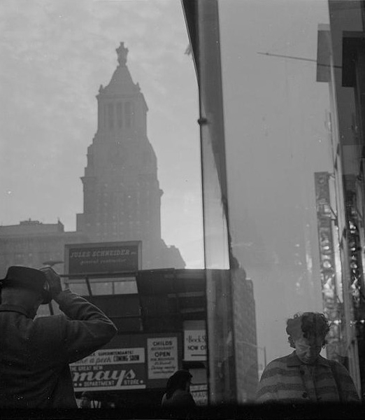 Leica Gallery Prague, p.b.c.