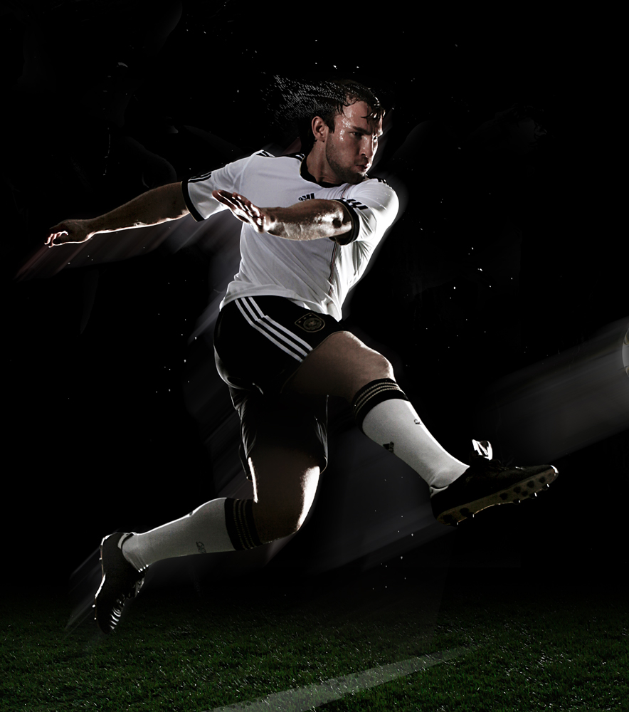 M17CreativeStudios - Tom Huckert