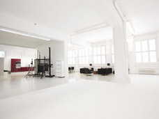 INTERNATIONAL RENTAL STUDIOS