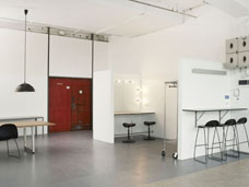 INTERNATIONAL RENTAL STUDIOS