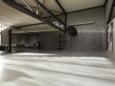 INTERNATIONAL RENTAL STUDIOS