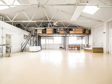 INTERNATIONAL RENTAL STUDIOS