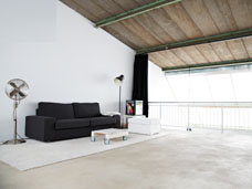 INTERNATIONAL RENTAL STUDIOS