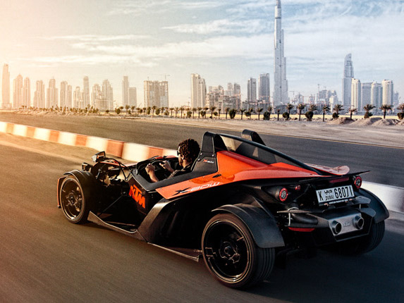 CARS & LANDSCAPE PHOTOGRAPHY + MOTION