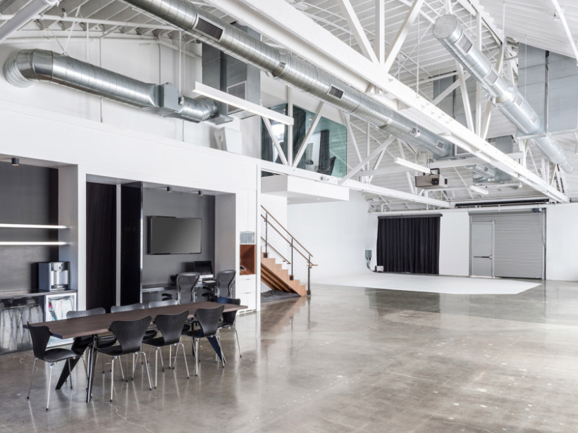 INTERNATIONAL RENTAL STUDIOS